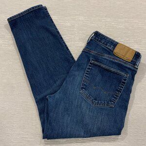 American Eagle Jeans Mens 34 x 29 Athletic Fit Straight Leg Medium Wash Denim